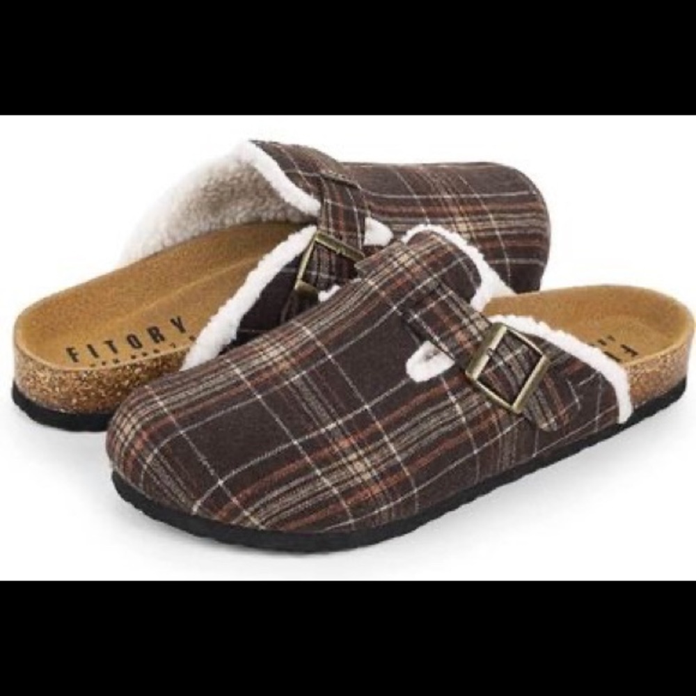 New Men Slippers Sz7